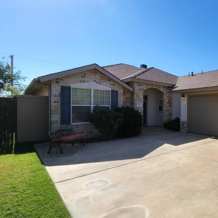 Image 1 - 2101 Mustang Drive, Levelland, TX 79336, USA - House for sale