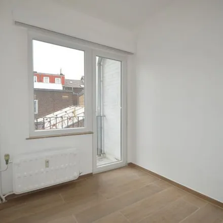 Rent this 1 bed apartment on Quai de Gaulle 22 in 4020 Grivegnée, Belgium