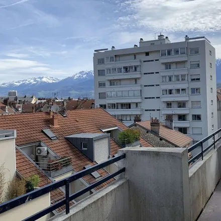 Image 3 - Notre-Dame - Musée, Place de Lavalette, 38000 Grenoble, France - Apartment for rent