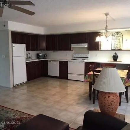 Image 6 - 1798 North Wynmoor Circle, Coconut Creek, FL 33066, USA - Condo for rent