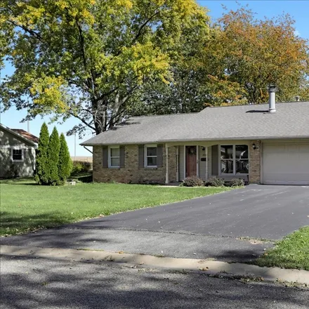 Image 2 - 1101 Poplar Street, Monticello, IL 61856, USA - House for sale