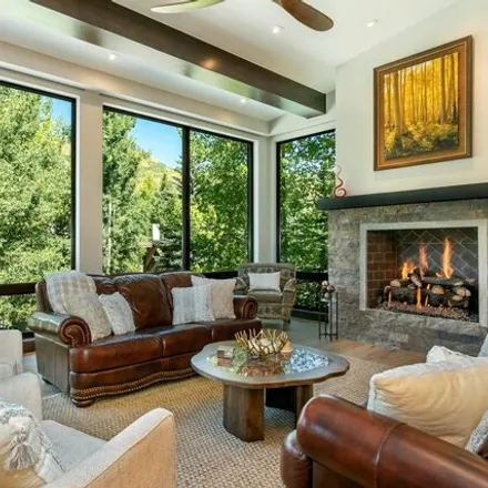 Image 5 - 675 Forest Road, Vail, CO 81657, USA - Apartment for sale