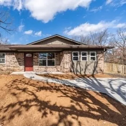 Buy this 3 bed house on 499 Crest Court in Poteau, OK 74953