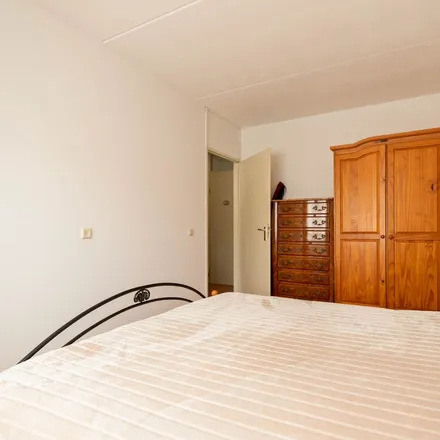 Rent this 3 bed apartment on Harpstraat 33 in 1312 KE Almere, Netherlands
