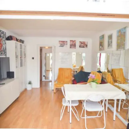 Rent this 3 bed apartment on 28 Buckingham Road in London, E15 1SP