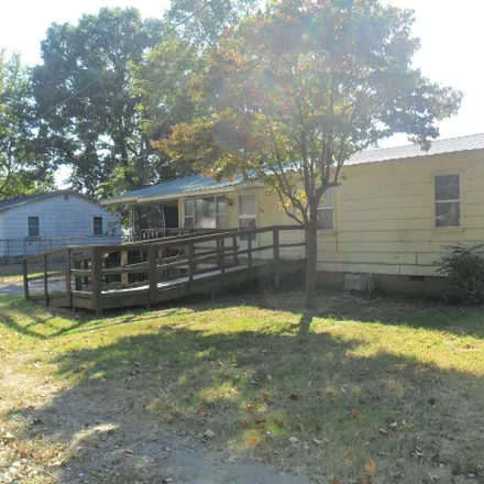 Buy this 3 bed house on 304 Beverly Drive in New Madrid, New Madrid County