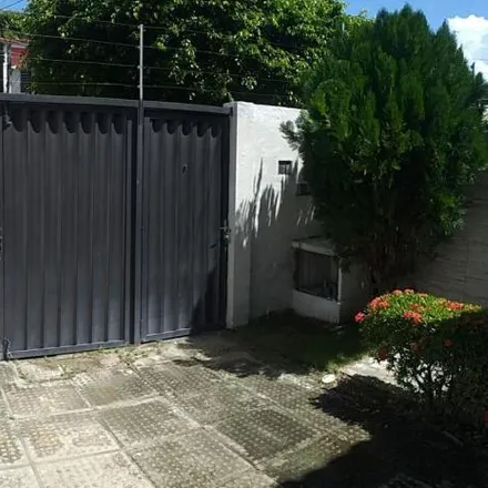Buy this 2 bed house on Rua Doutor Milton Pina in Bultrins, Olinda - PE