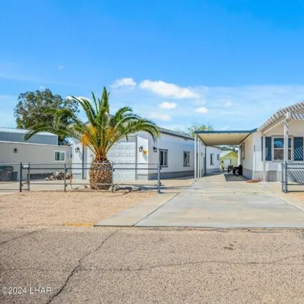Buy this studio apartment on 8277 Evergreen Drive in Willow Valley, Mohave County