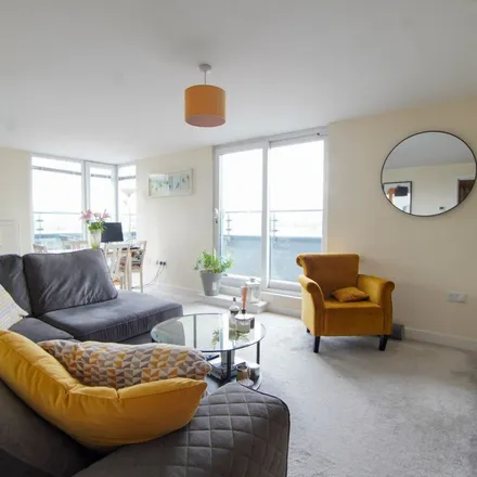 Image 5 - 26 Oakhill Drive, Bristol, BS3 5EU, United Kingdom - Apartment for rent