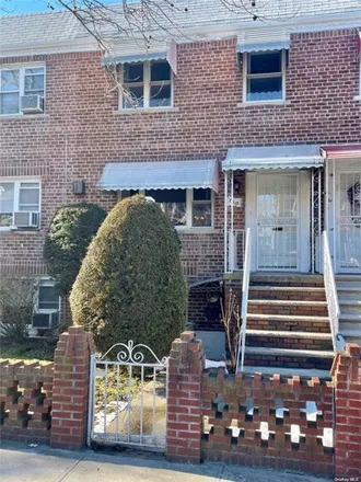 Buy this 3 bed house on 160 Bay 40th Street in New York, NY 11214