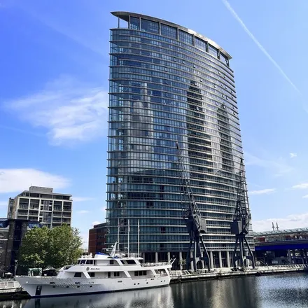 Image 1 - 1 West India Quay, 26 Hertsmere Road, Canary Wharf, London, E14 4AW, United Kingdom - Apartment for rent