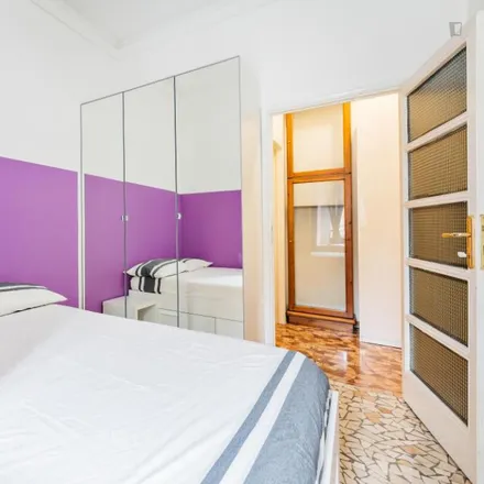 Image 2 - Viale Emilio Caldara 7, 20122 Milan MI, Italy - Room for rent