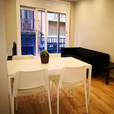 Image 4 - Carrer de Santa Àgata, 9, 08012 Barcelona, Spain - Apartment for rent