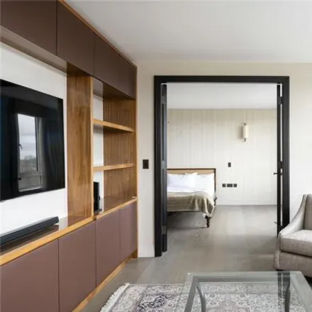 Image 4 - Broadwalk House, 51 Hyde Park Gate, London, SW7 5DP, United Kingdom - Room for rent