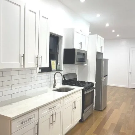 Rent this 3 bed apartment on 389 Crescent St in Brooklyn, New York
