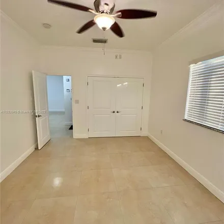 Image 9 - 2272 Southwest 8th Street, Miami, FL 33135, USA - Apartment for rent