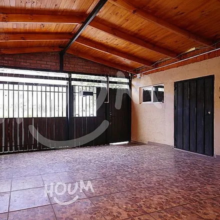 Buy this 6 bed house on Fernández Albano / esq. Grl. José Bernales in Avenida Fernández Albano, 922 2145 Cerrillos