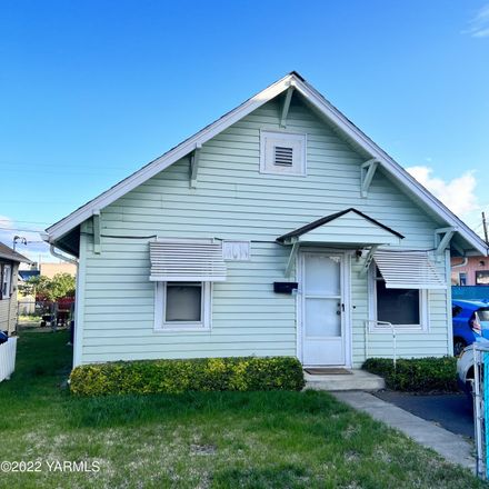 Rent this 2 bed house on 104 East Orchard Avenue in Selah, WA 98942