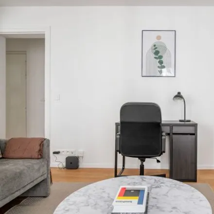 Image 5 - 90 Rue de Lévis, 75017 Paris, France - Apartment for rent