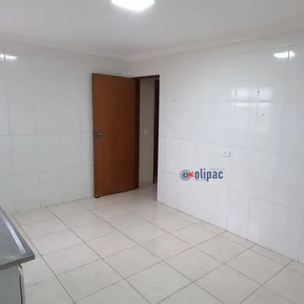 Rent this 3 bed apartment on Rua Padre Cláudio Arenal in Vila Barros, Guarulhos - SP