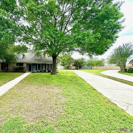 Image 4 - 8199 John Newcombe Avenue, Wimbledon Estates, East Baton Rouge Parish, LA 70810, USA - House for rent