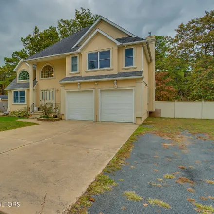Buy this 3 bed house on 199 1st Avenue in Berkeley Township, NJ 08757