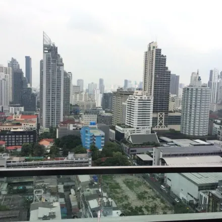 Image 1 - Bangkok City Hall, Dinso Road, Phra Nakhon District, 10200, Thailand - Apartment for rent