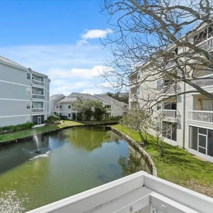 Rent this 2 bed condo on Stones Throw Circle North in Saint Petersburg, FL 33710