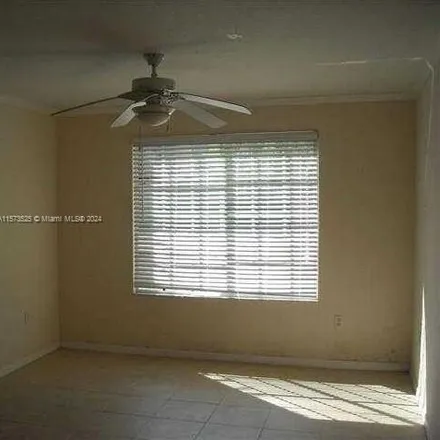 Image 3 - 904 Old Dixie Highway, Boynton Beach, FL 33435, USA - Apartment for rent