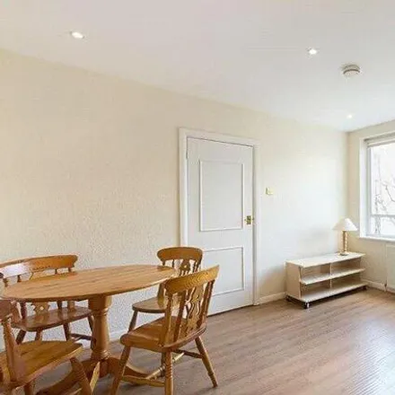 Rent this 1 bed room on 20 Craven Hill Gardens in London, W2 3AA