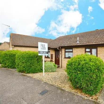 Buy this 2 bed house on Noel Close in Hopton-on-Sea, NR31 9RT
