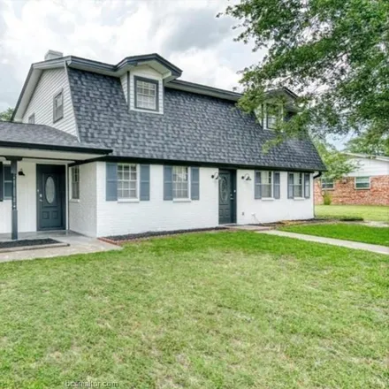 Image 2 - 1213 South Ridgefield Circle, College Station, TX 77840, USA - House for rent