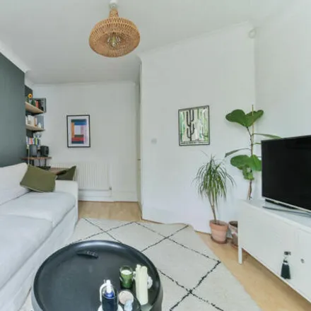 Buy this 1 bed apartment on Chiltern Place in Upper Clapton, London