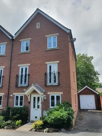 Rent this 4 bed townhouse on 9 Lister Close in Exeter, EX2 4SD