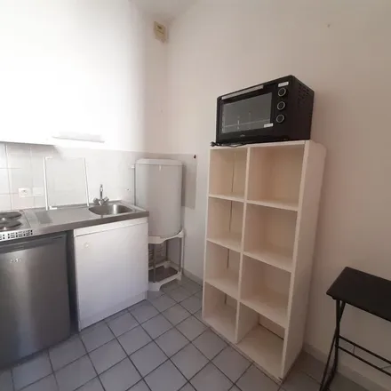 Image 4 - 34 Rue Saint-Laurent, 38000 Grenoble, France - Apartment for rent
