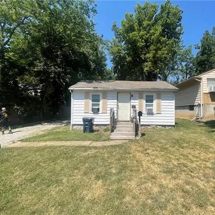 Buy this 2 bed house on 8010 Lydia Avenue in Kansas City, MO 64131