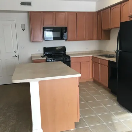 Image 5 - North Old Arlington Heights Road, Arlington Heights, IL 60004, USA - Apartment for rent
