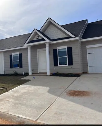 Rent this 3 bed house on Washington Street in Grovetown, Columbia County