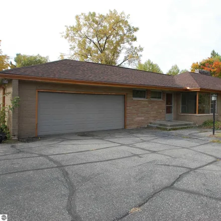 Image 3 - Tawas Road, West Branch, West Branch Township, MI 48661, USA - House for sale