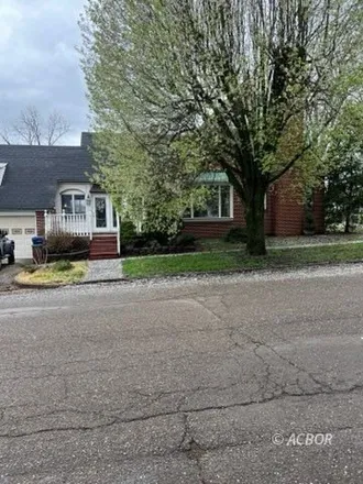 Image 3 - 177 East A Street, Wellston, Jackson County, OH 45692, USA - House for sale