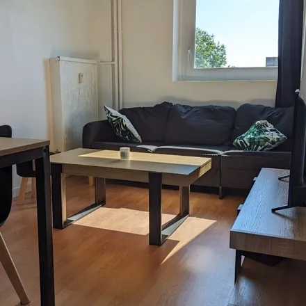 Rent this 1 bed apartment on 26 Avenue de Thiès in 14000 Caen, France