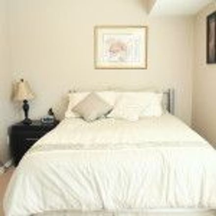 2 Bed Apartment At The Riverfront 902 Spadina Crescent East