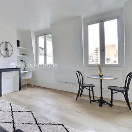 Image 4 - 1 u Cour Saint-Éloi, 75012 Paris, France - Apartment for rent