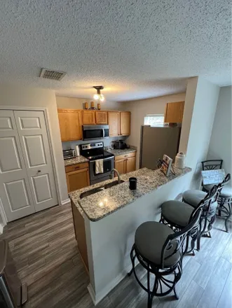 Rent this 1 bed townhouse on 3239 West Parkland Boulevard in Tampa, FL 33609