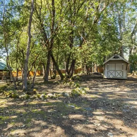 Image 2 - 586 China Flat Road, Trinity Village, Trinity County, CA 95563, USA - House for sale