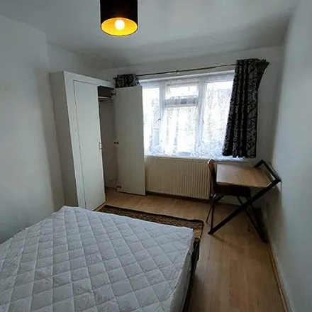 Rent this studio room on 227 Shooters Hill Road in London, SE3 8UL