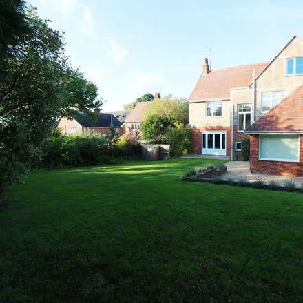Rent this 4 bed house on Station Road in Groombridge, TN3 9NF