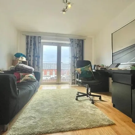 Rent this 1 bed apartment on Tate's Avenue in Belfast, BT9 7BW