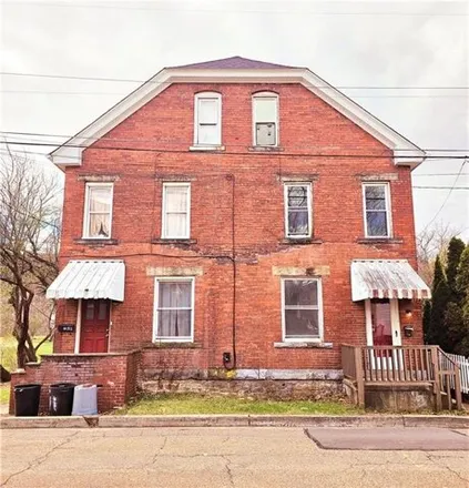 Buy this studio house on 523 North Water Street in Ewing, Kittanning