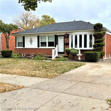 Buy this 3 bed house on 28624 Beste Street in Saint Clair Shores, MI 48081